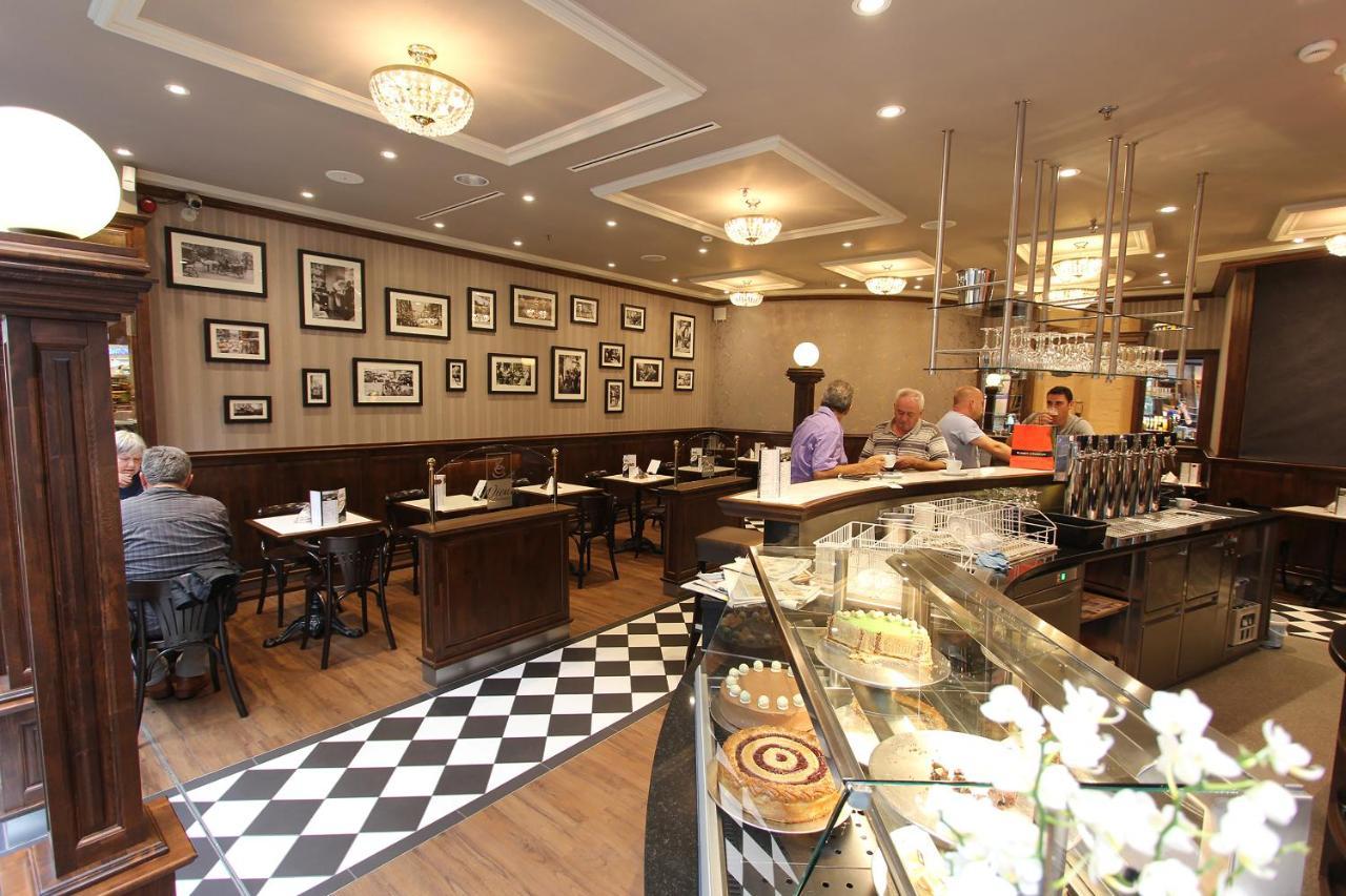 Hotel Wemperhardt Отель 4*